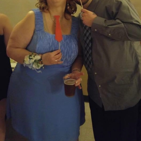 Formal dress - Picture 5 of 6